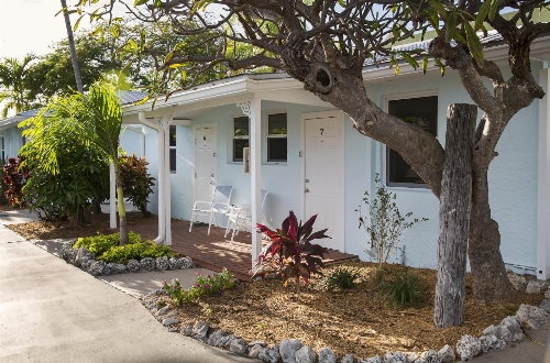 Southwinds Motel image 2